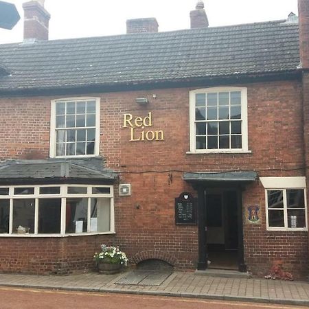 The Red Lion Apartment Newent Екстериор снимка